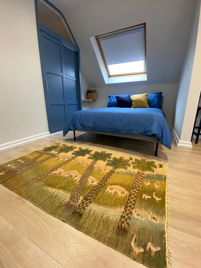 Lovely Spacious Loft Close To Train Station Worthing Extérieur photo
